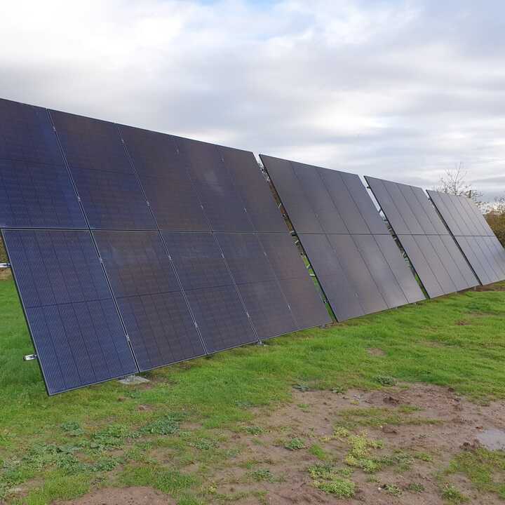 ground mounted solar panels installed 